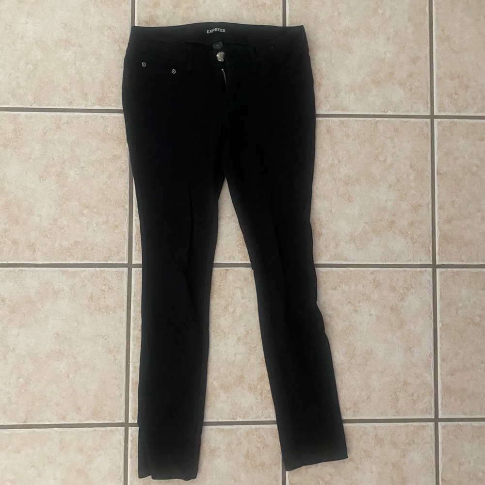 Women’s Express black pants!